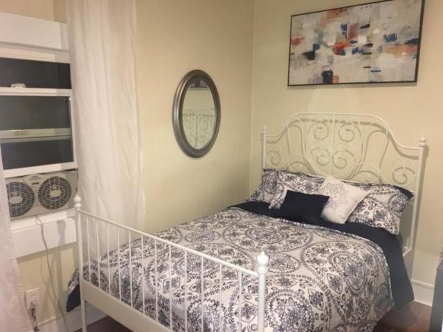 Dtla Oasis Private Bedroom With Exclusive Laundry - Steps To The Heartbeat Of La Casa de férias *